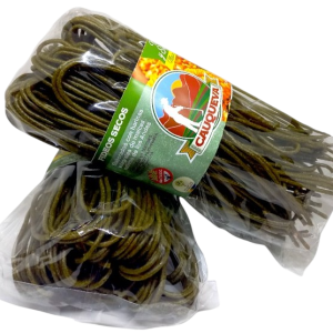 Fideos maíz amarillo criollo con espinaca Cauqueva
